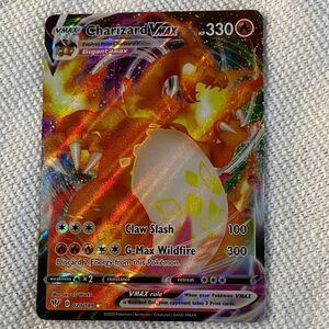 Charizard VMAX Card